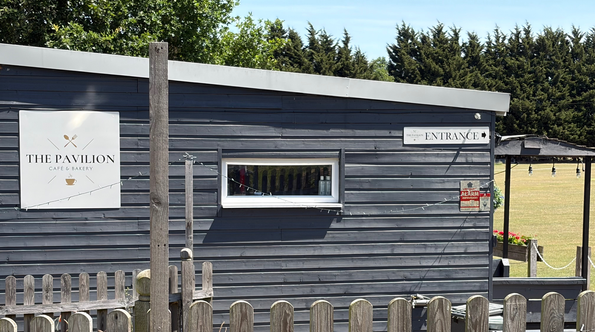 The Pavilion Café & Bakery – photo 2