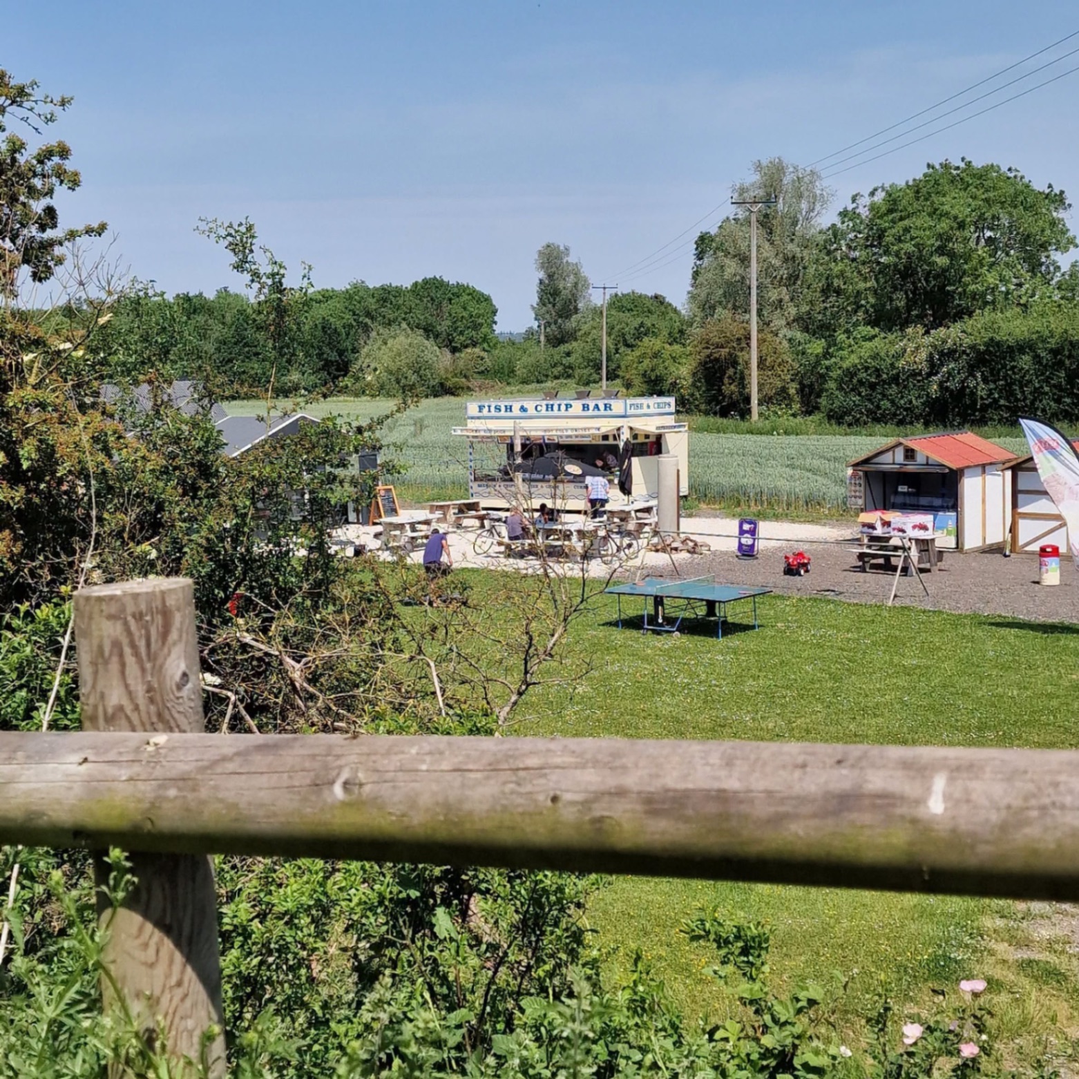 Majic Barn Cafe in Snowford Hill / Long Itchington
